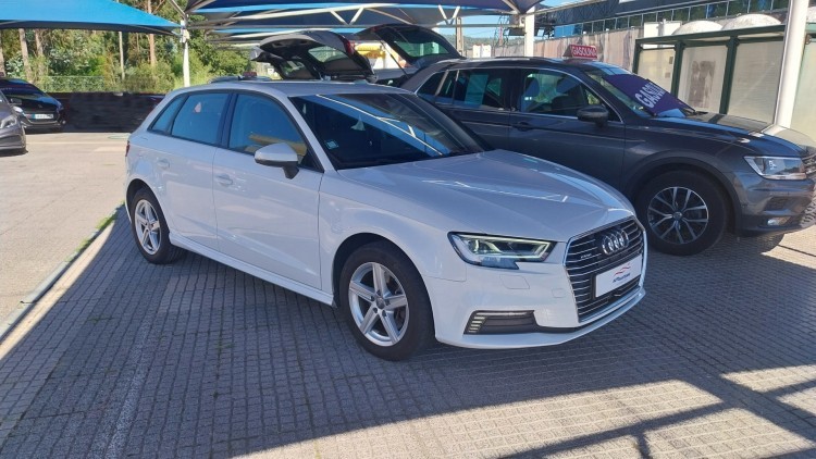Audi A3 40 e-Tron