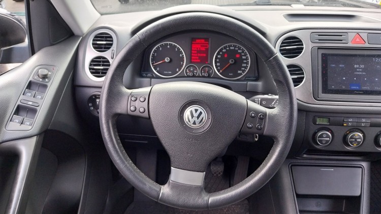 Volkswagen Tiguan Sport 4Emotion