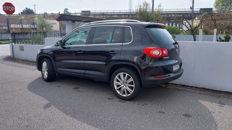 Volkswagen Tiguan Sport 4Emotion