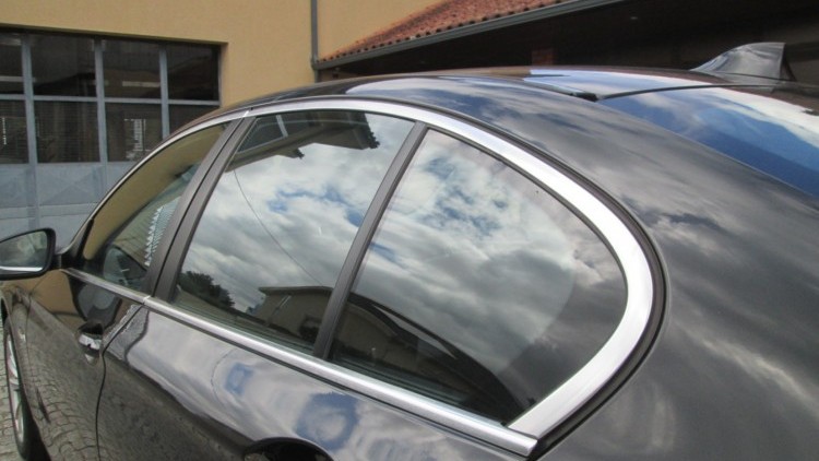 BMW S&eacute;rie 5 - 520 D LUXURY Auto