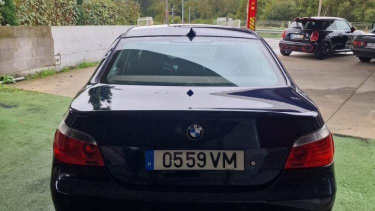 BMW S&eacute;rie 5 - 530 i