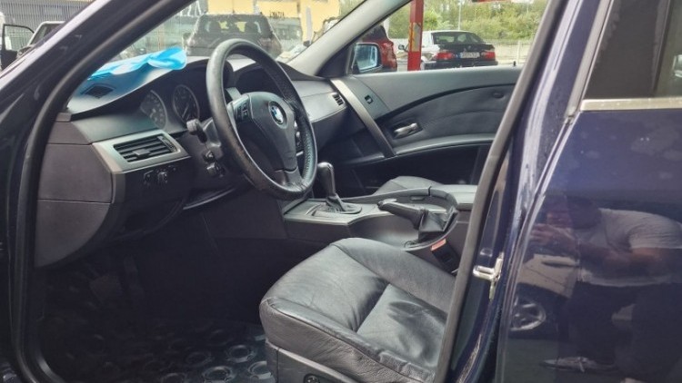 BMW S&eacute;rie 5 - 530 i