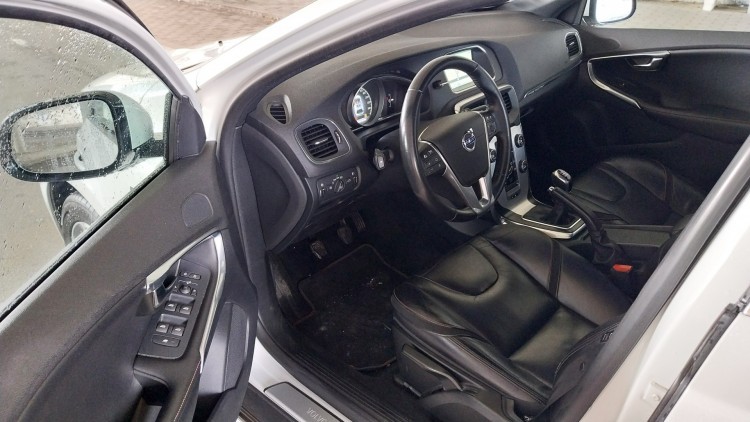 Volvo V40 Cross Country Ocean Eleven