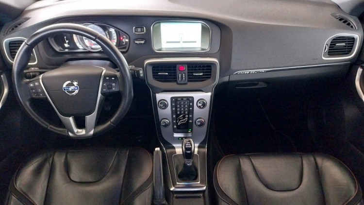 Volvo V40 Cross Country Ocean Eleven
