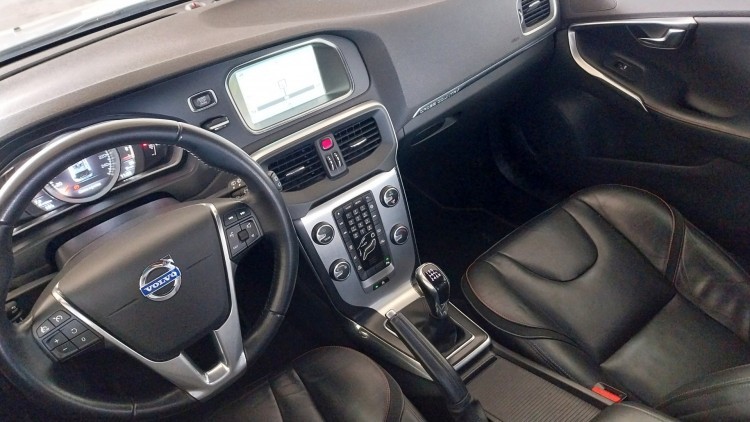 Volvo V40 Cross Country Ocean Eleven