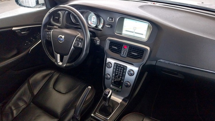 Volvo V40 Cross Country Ocean Eleven