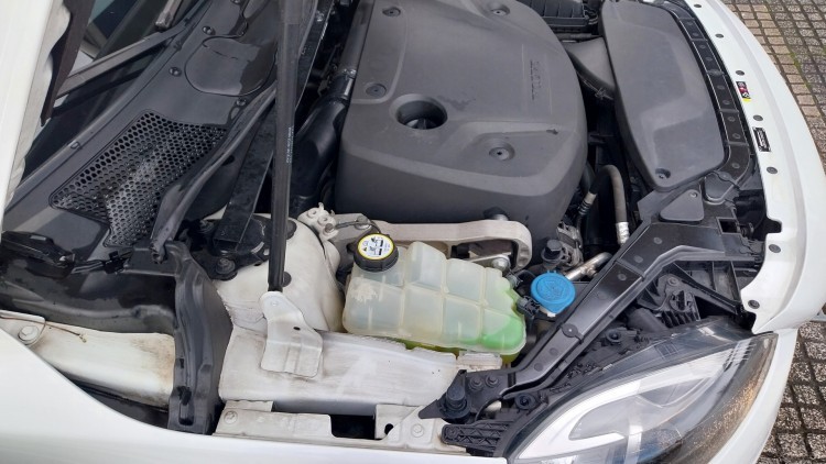 Volvo V40 Cross Country Ocean Eleven