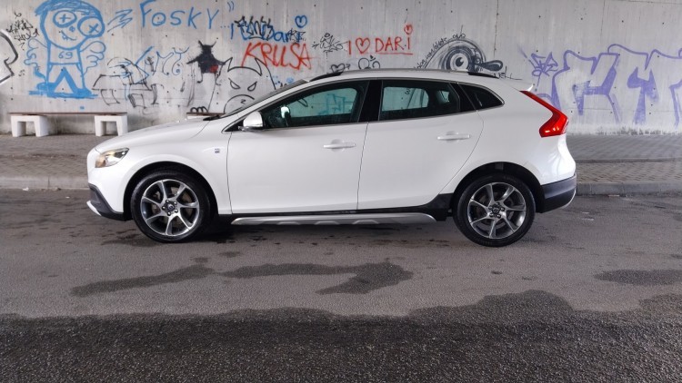 Volvo V40 Cross Country Ocean Eleven