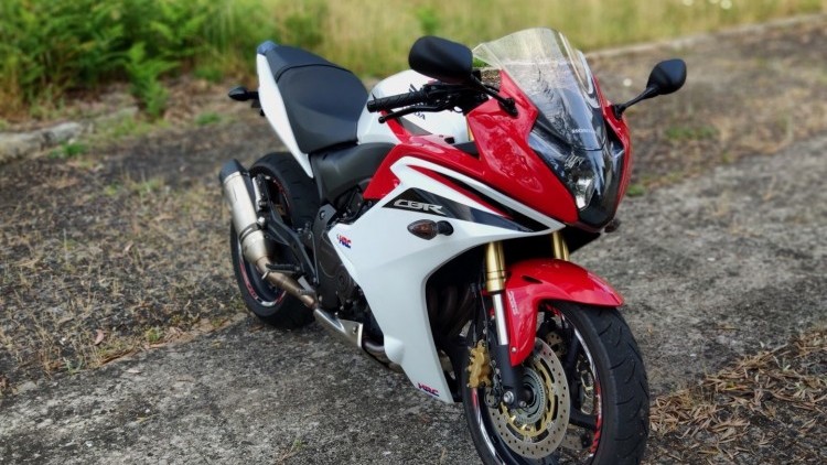 Honda CBR 600 F PC41