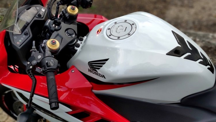 Honda CBR 600 F PC41