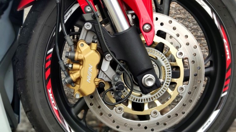 Honda CBR 600 F PC41