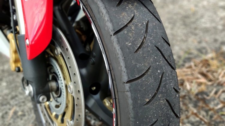 Honda CBR 600 F PC41