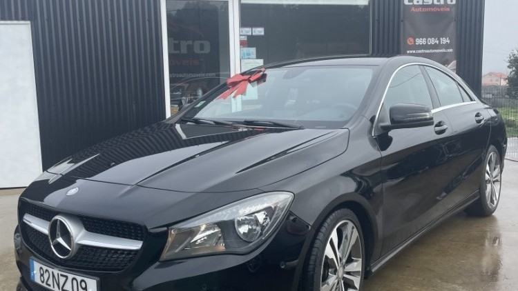 Mercedes-Benz Classe CLA 220 Urban