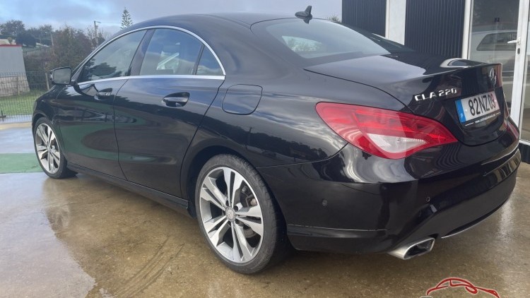 Mercedes-Benz Classe CLA 220 Urban