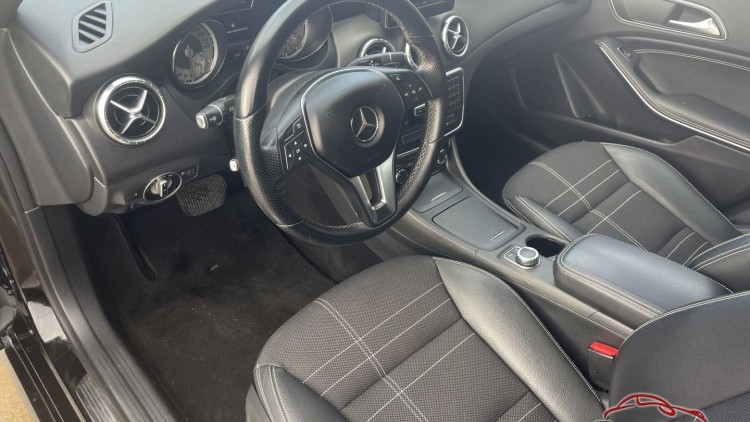 Mercedes-Benz Classe CLA 220 Urban