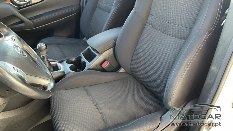 Nissan Qashqai 1.5 dCi N-Connecta