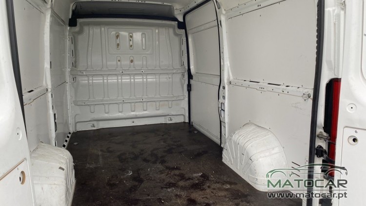 Peugeot Boxer L2H2 2.0 BlueHDi