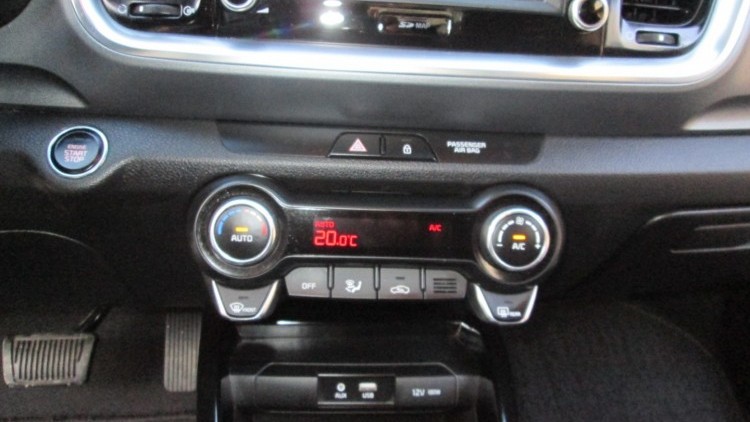 Kia Stonic 1.0 T-GDI TECH 7DCT