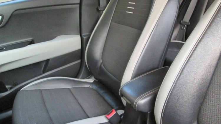 Kia Stonic 1.0 T-GDI TECH 7DCT