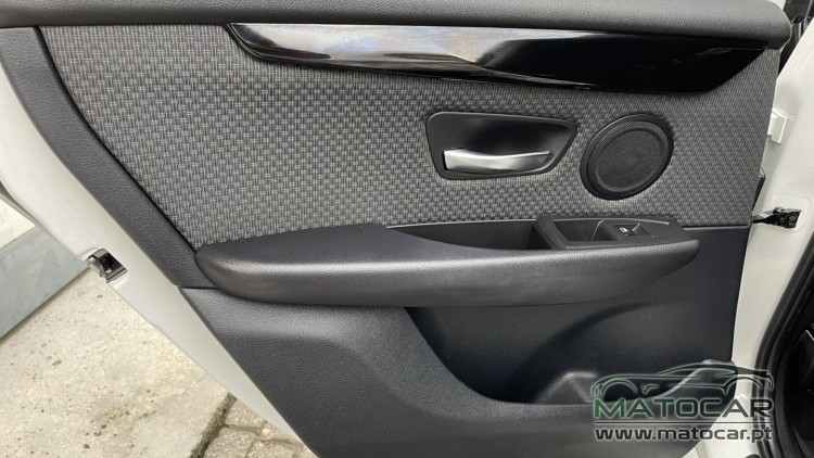 BMW S&eacute;rie 2 - 218 216 Active Tourer d Line Sport