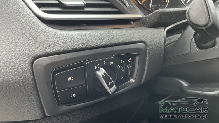 BMW S&eacute;rie 2 - 218 216 Active Tourer d Line Sport