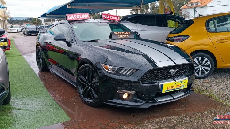Ford Mustang 2.3 TURBO ECO BOOST