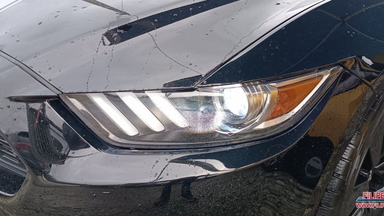 Ford Mustang 2.3 TURBO ECO BOOST