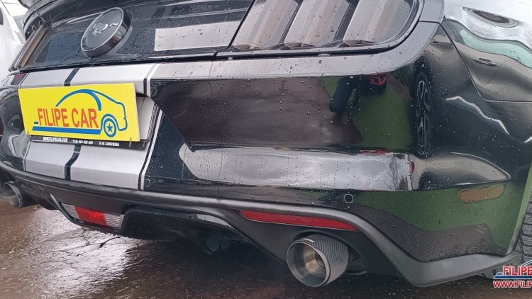 Ford Mustang 2.3 TURBO ECO BOOST