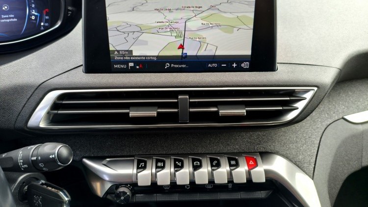 Peugeot 3008 1.5 BlueHDi Allure