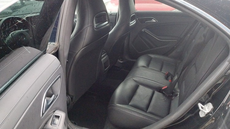 Mercedes-Benz Classe CLA 220 AMG Line Autom&aacute;tico