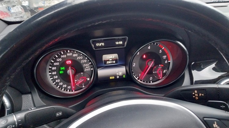 Mercedes-Benz Classe CLA 220 AMG Line Autom&aacute;tico