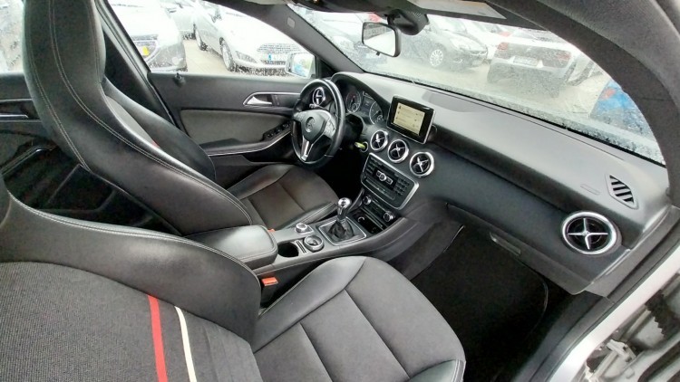 Mercedes-Benz Classe A 180 Urban