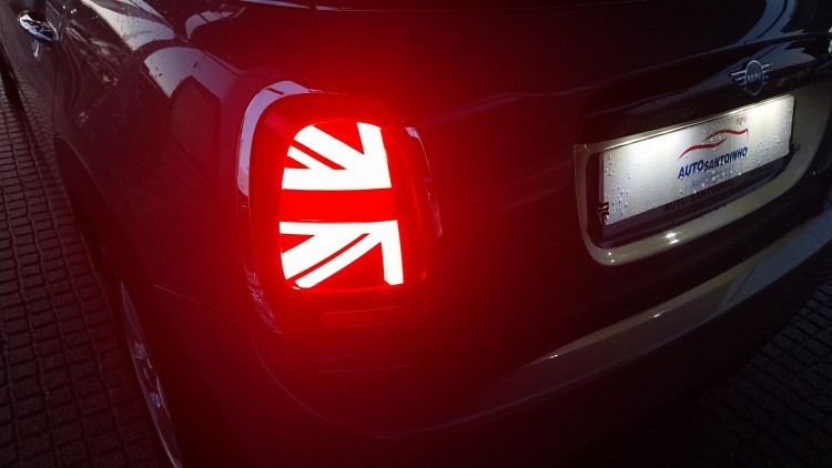 Mini Cooper D Caixa Autom&aacute;tica