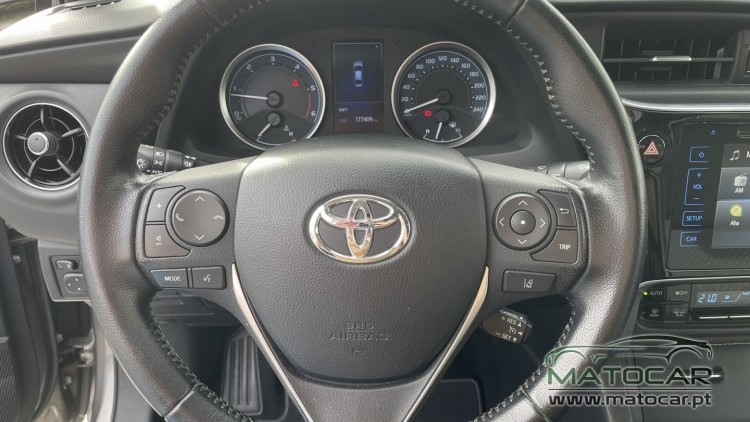 Toyota Corolla 1.4 D-4D Edi&ccedil;&atilde;o L.50 Anos