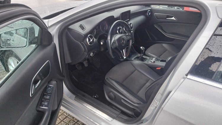 Mercedes-Benz Classe A 180 Urban