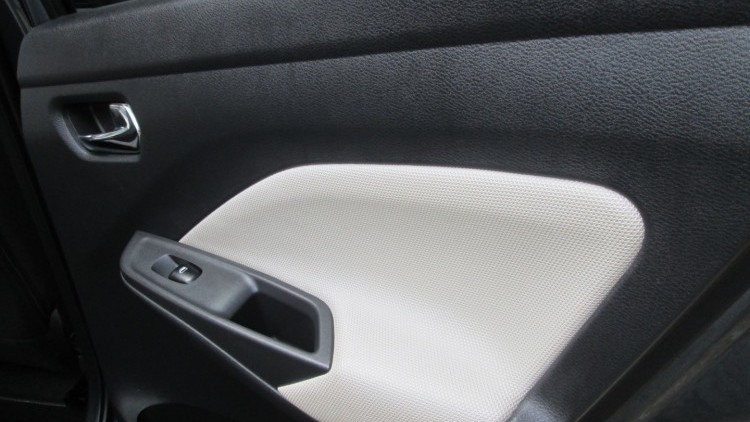 Nissan Micra 1.0 IG-T N-CONNECTA