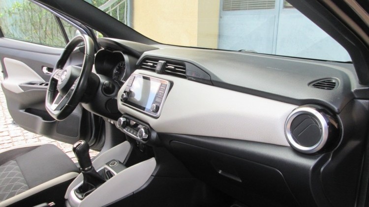 Nissan Micra 1.0 IG-T N-CONNECTA