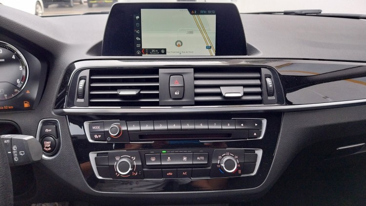 BMW S&eacute;rie 1 - 118 Line Sport