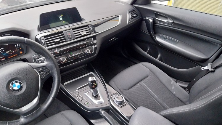 BMW S&eacute;rie 1 - 118 Line Sport