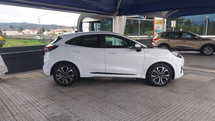Ford Puma ST LINE