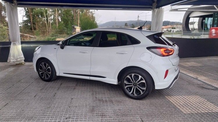 Ford Puma ST LINE