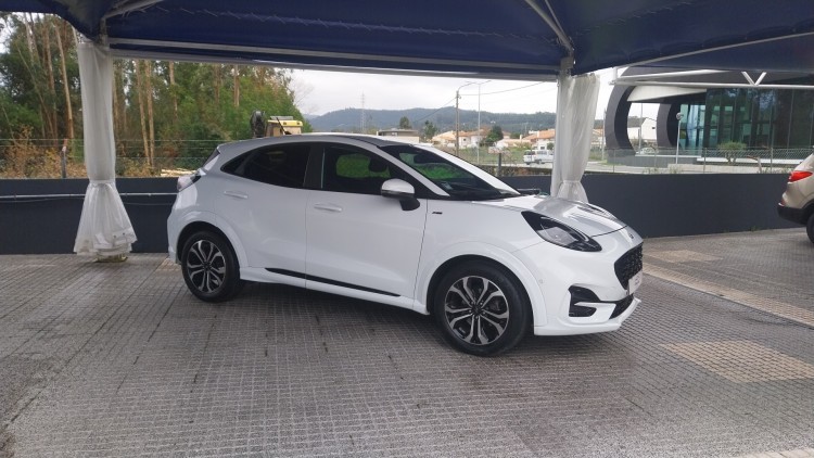 Ford Puma ST LINE