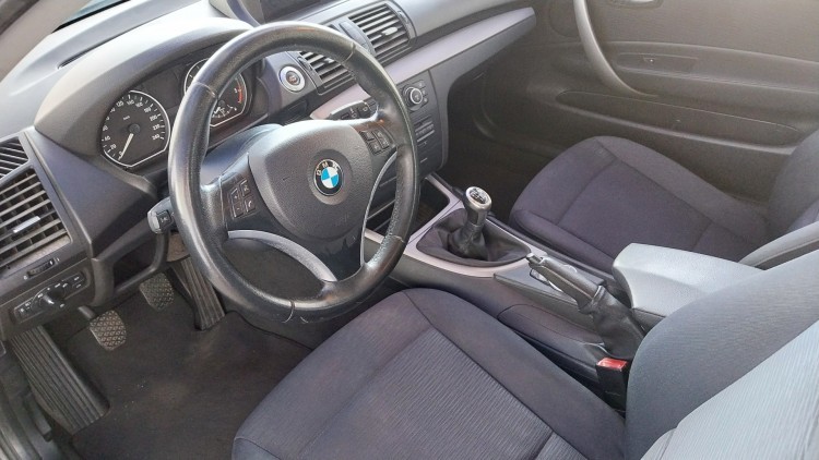 BMW S&eacute;rie 1 - 118 Line Sport