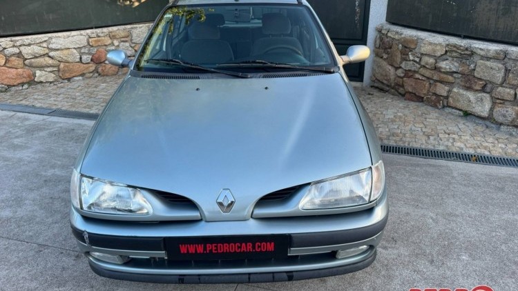 Renault M&eacute;gane AUTENTIQUE