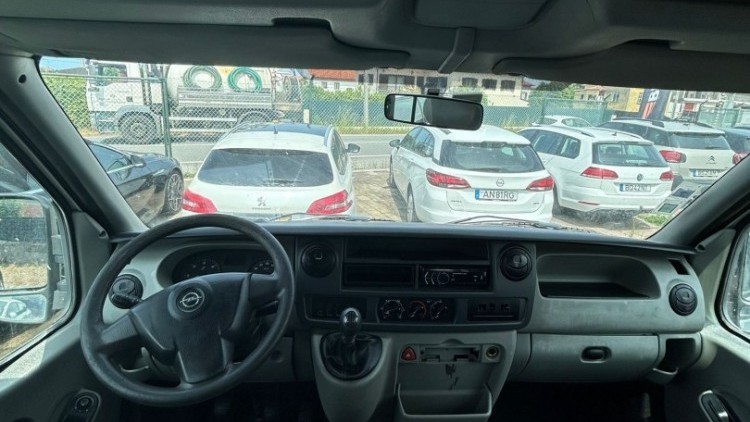 Opel Movano 2.5 CDTi