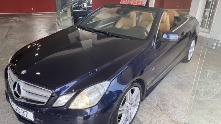 Mercedes-Benz Classe E 220 CDI "AMG Line" Cabrio