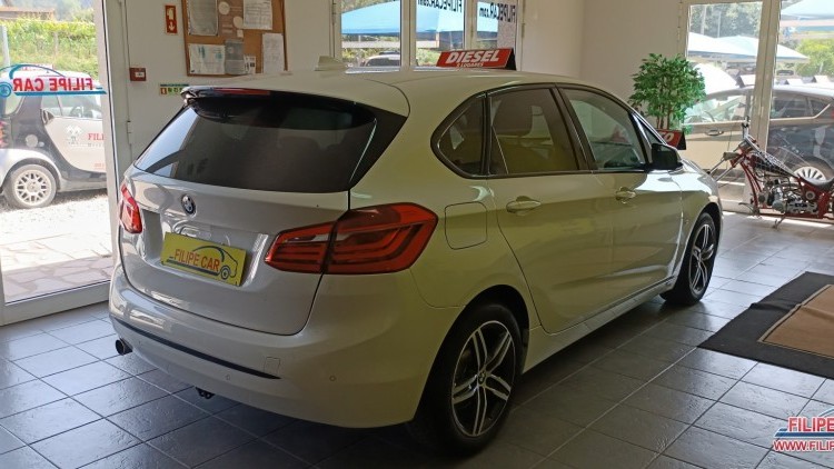 BMW S&eacute;rie 2 - 218 SPORT TOUER