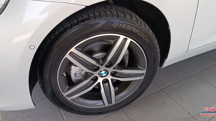 BMW S&eacute;rie 2 - 218 SPORT TOUER