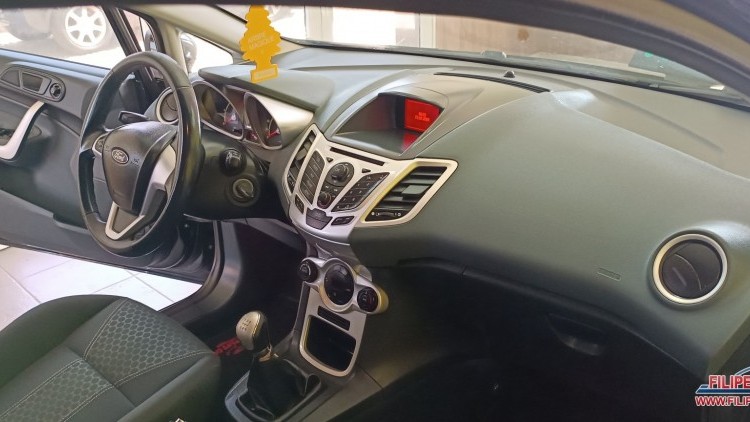 Ford Fiesta 1.4 TDCI TITANIUM