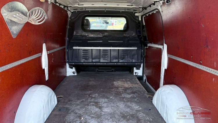 Mercedes-Benz Vito L2 111 CDI